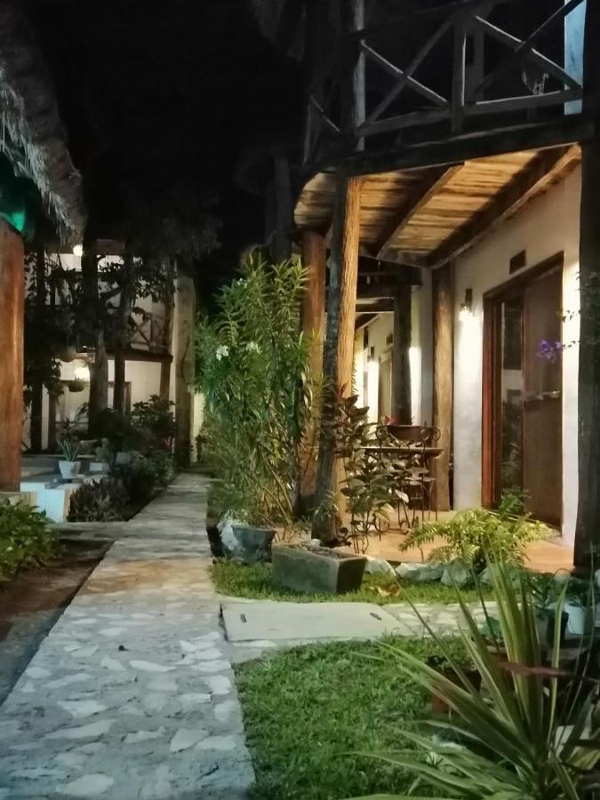 Laguna Hotel Isla Aguada